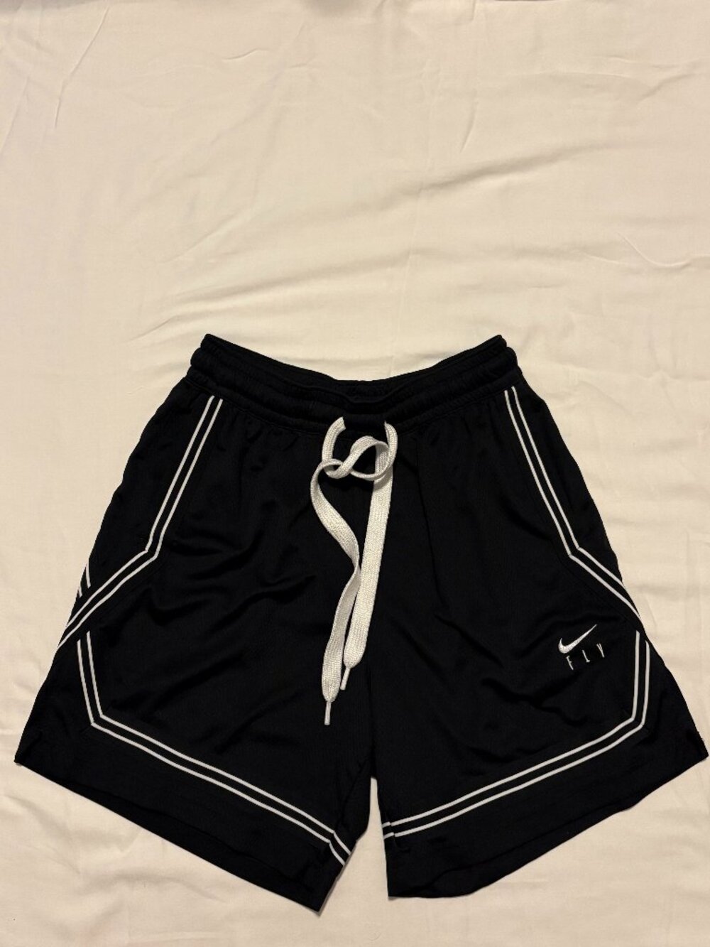 Nike Swoosh Fly Crossover Basketball Shorts - Black/White - Size S